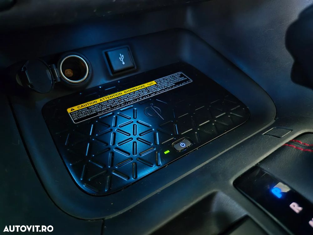 Toyota RAV4 Plug-in-Hybrid - 24