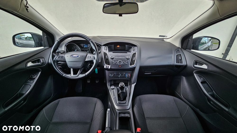 Ford Focus 1.6 Trend - 8