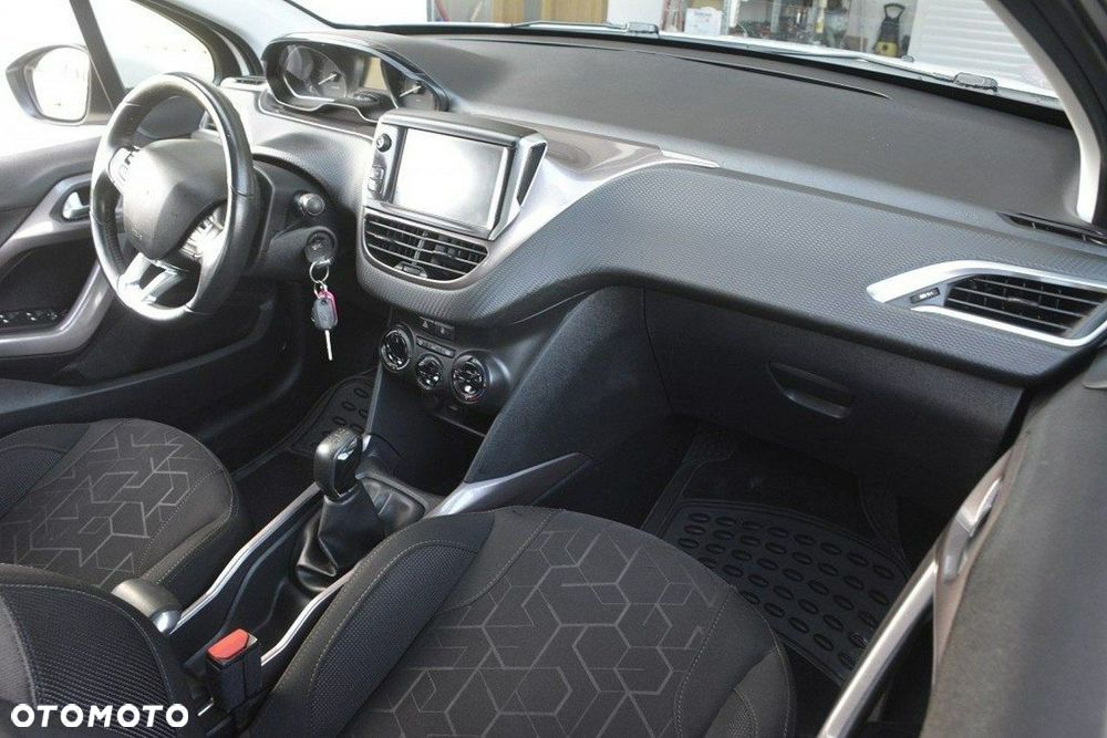 Peugeot 2008 1.6 VTi Active - 13