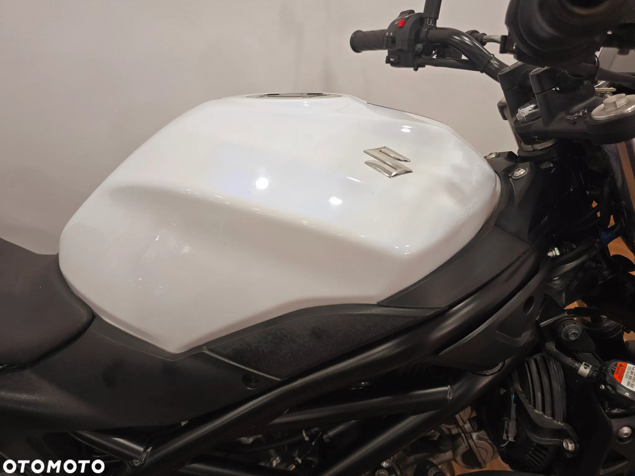 Suzuki SV - 8