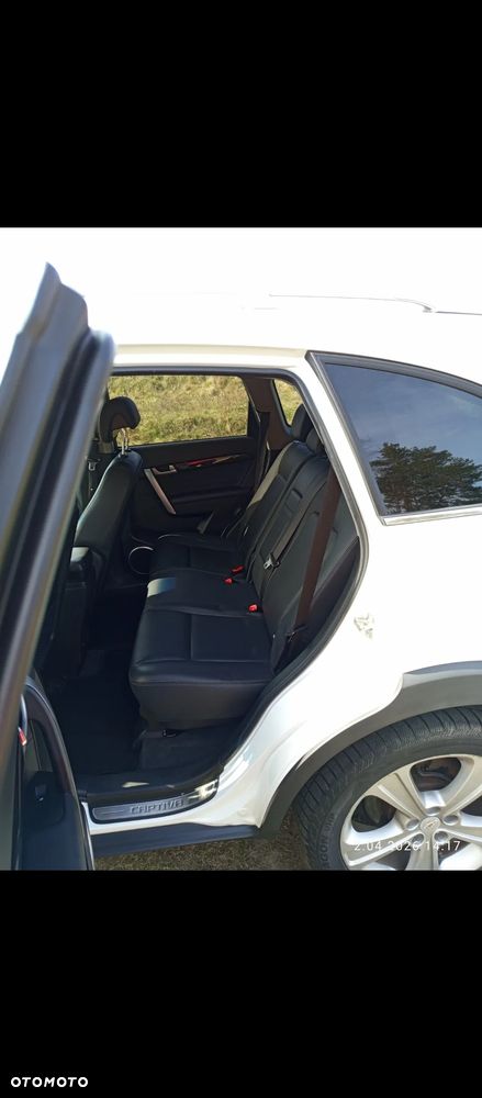 Chevrolet Captiva 2.2 D LTZ - 2