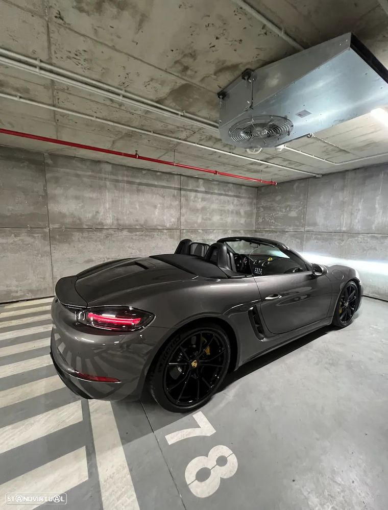 Porsche 718 - 5