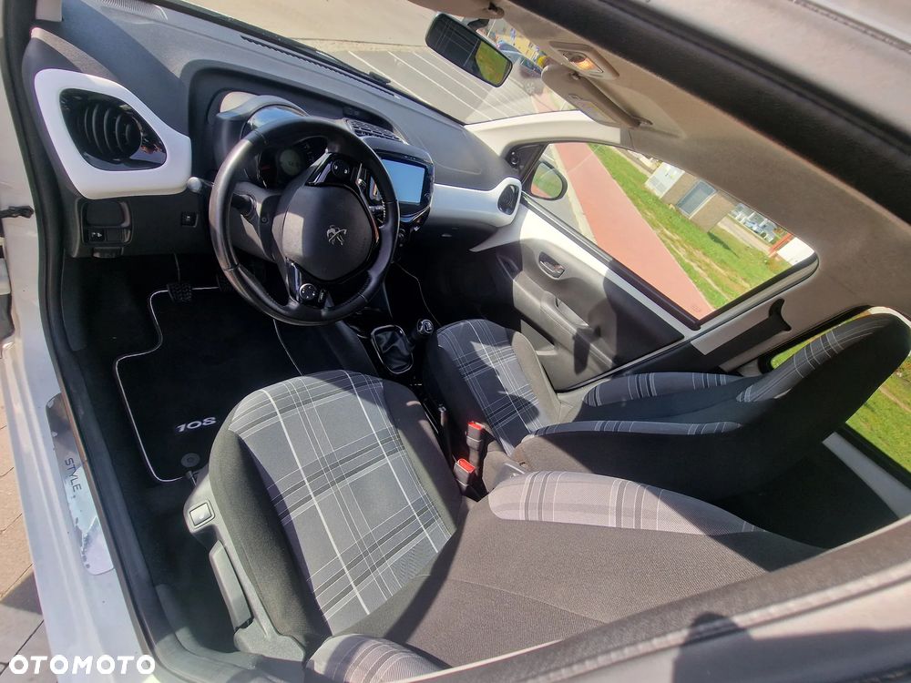 Peugeot 108 - 11