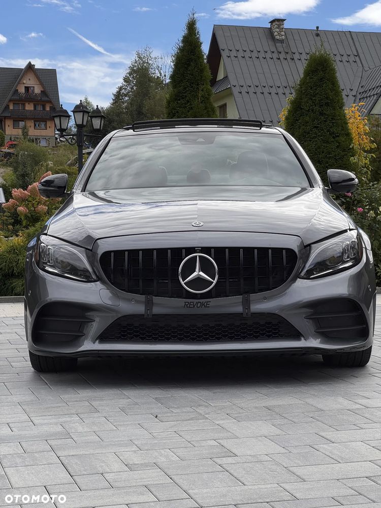 Mercedes-Benz Klasa C 300 4Matic 9G-TRONIC AMG Line - 5