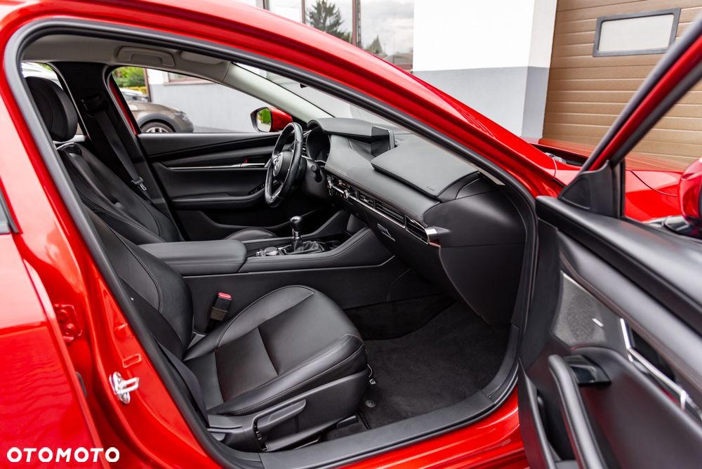 Mazda 3 2.0 mHEV Hikari - 25