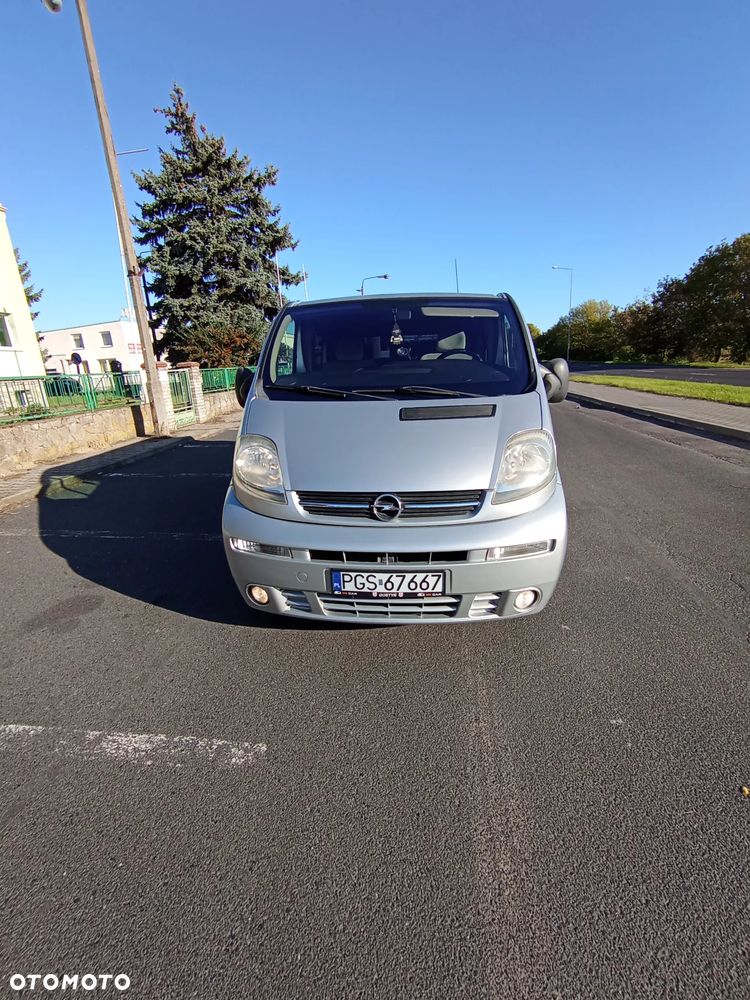 Opel Vivaro DTI Tour - 7