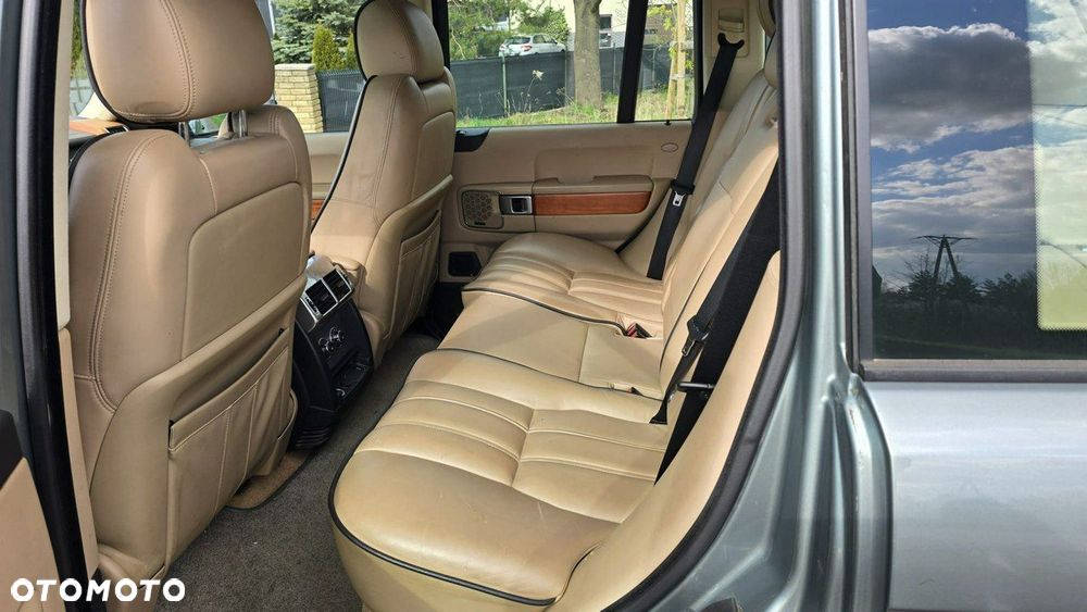 Land Rover Range Rover - 16