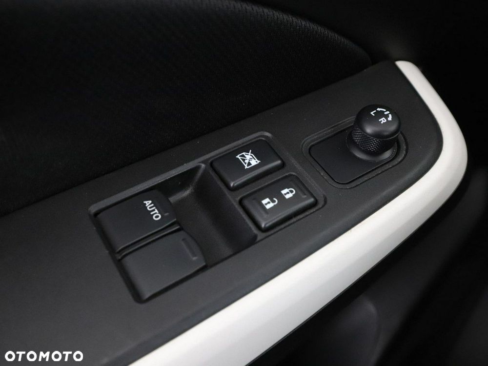 Suzuki Swift 1.2 Dualjet Hybrid Club - 32