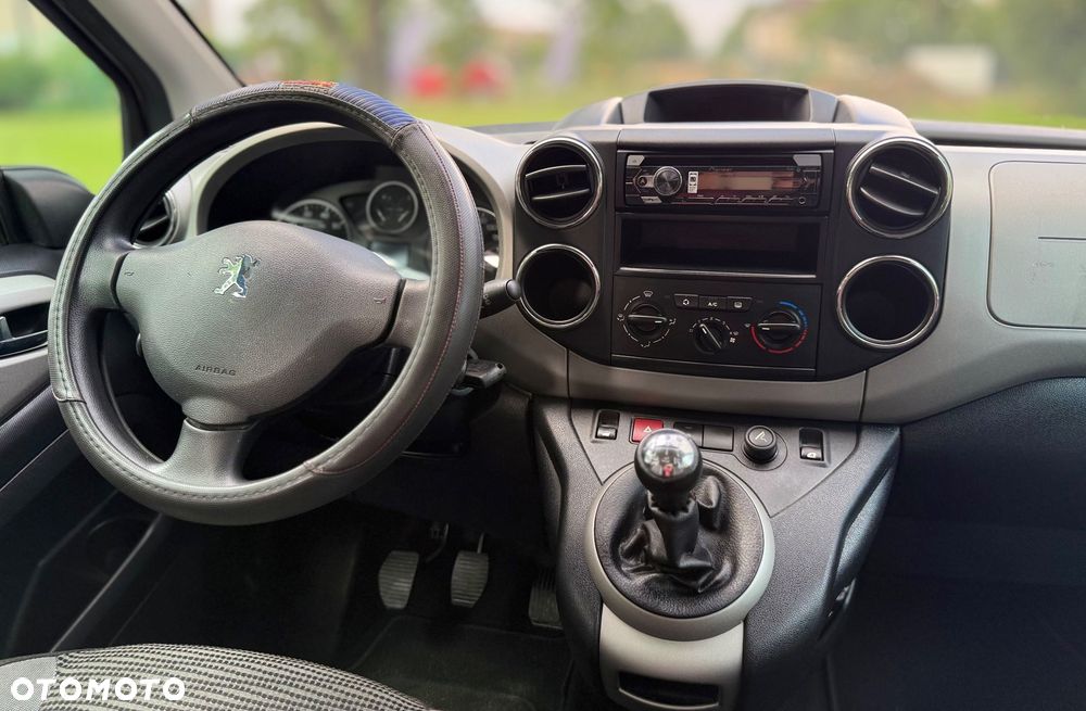 Peugeot Partner - 11
