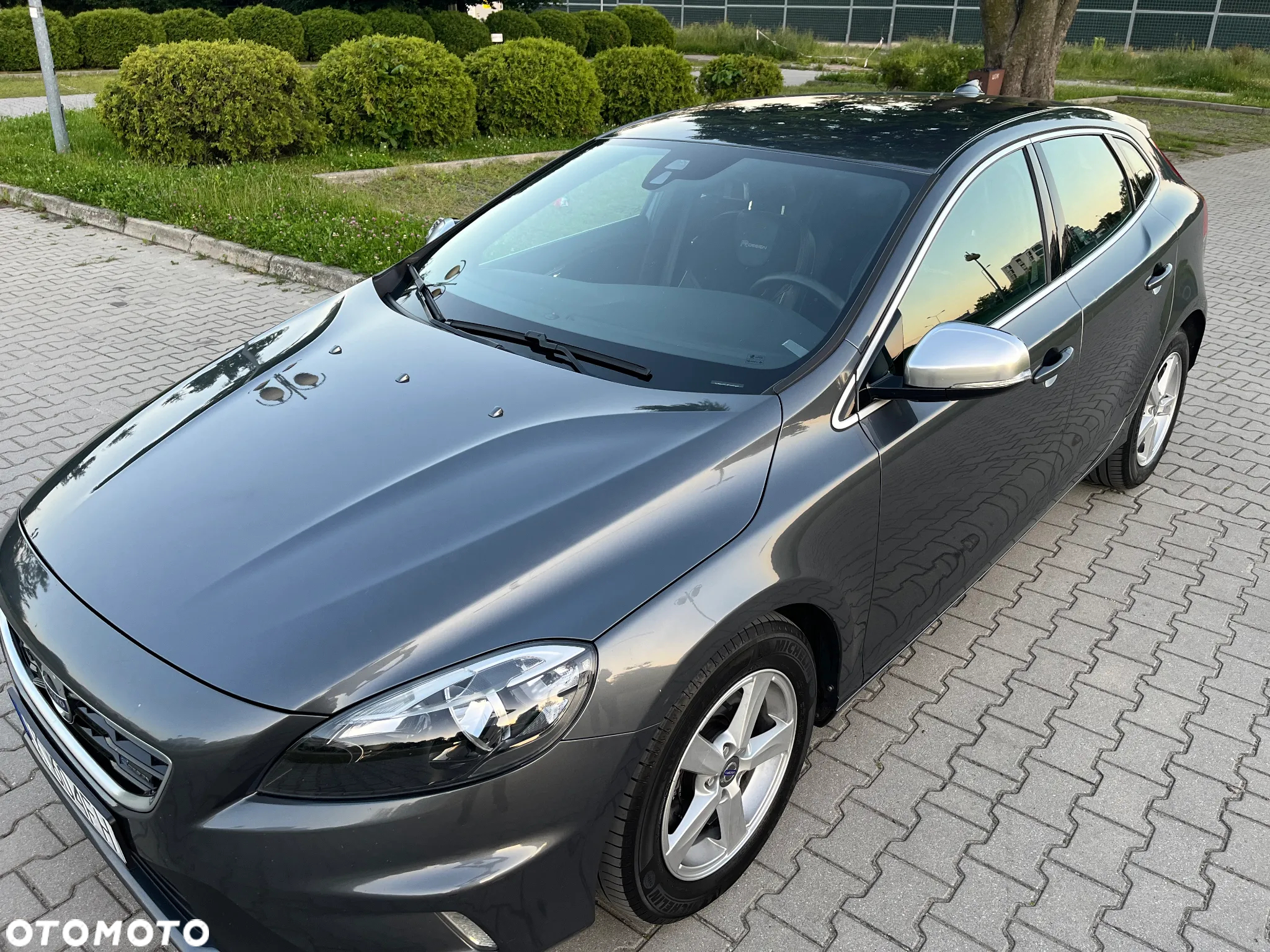 Volvo V40 T3 R-Design Momentum - 20