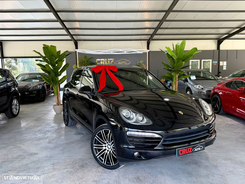 Porsche Cayenne 2010 photo 2