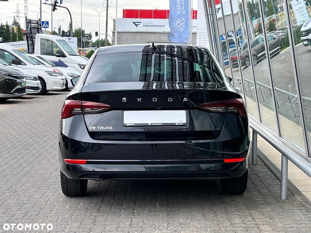 Skoda Octavia 2.0 TDI Ambition - 15