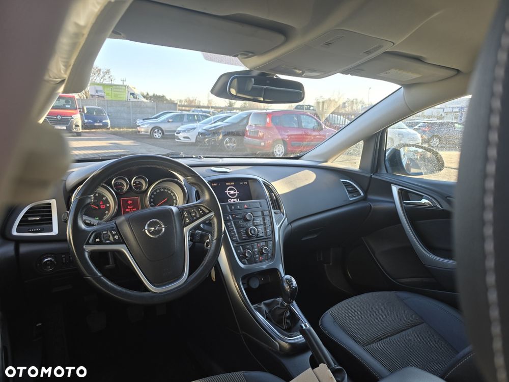 Opel Astra 1.7 CDTI DPF Cosmo - 8