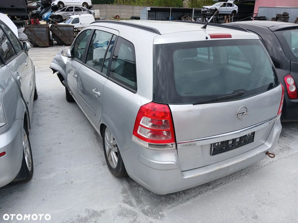 OPEL ZAFIRA B FL 1.9 CDTI 150KM LAK. Z157 CAŁA NA CZĘŚCI CZEŚCI - 3