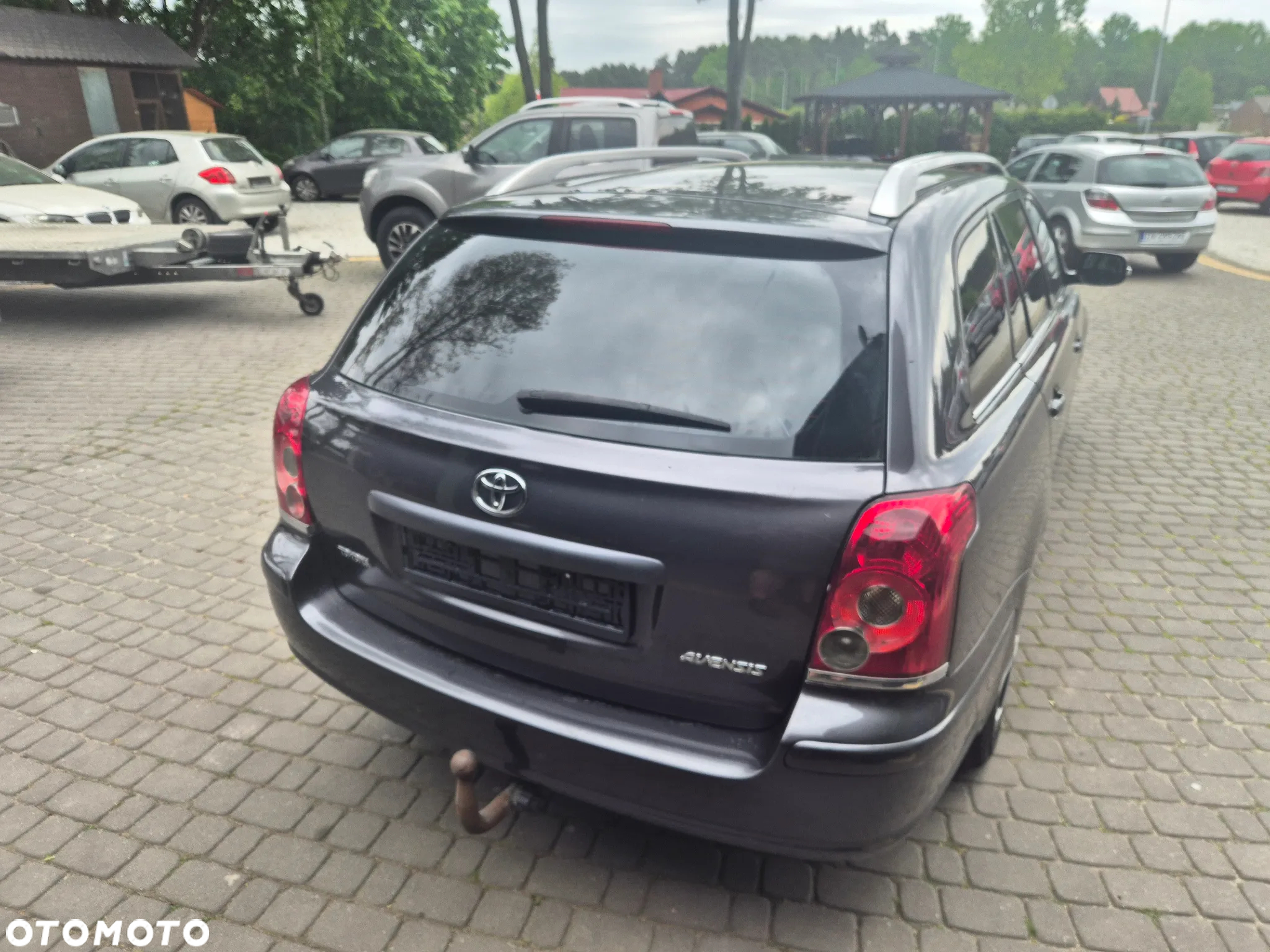 Toyota Avensis 2.0 Premium MS - 10