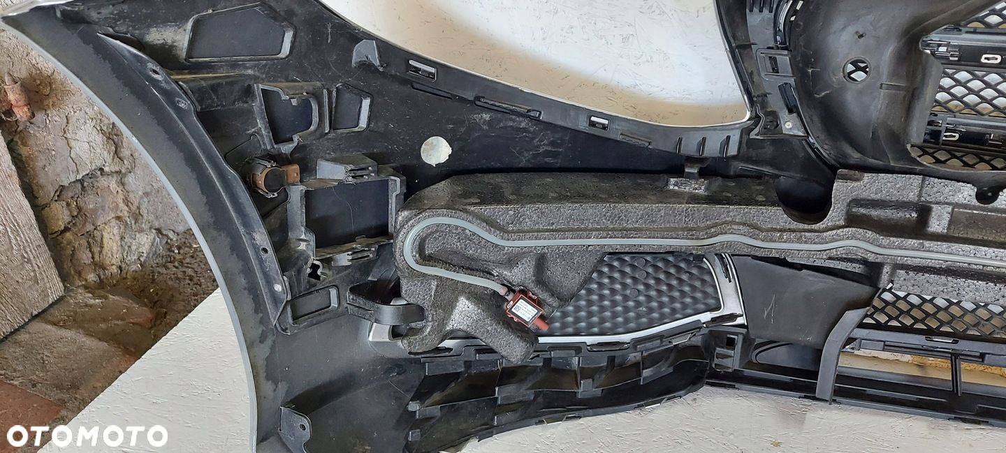 MERCEDES W213 ZDERZAK PRZEDNI ATRAPA ABSORBER PDC CZUJNIKI - 11