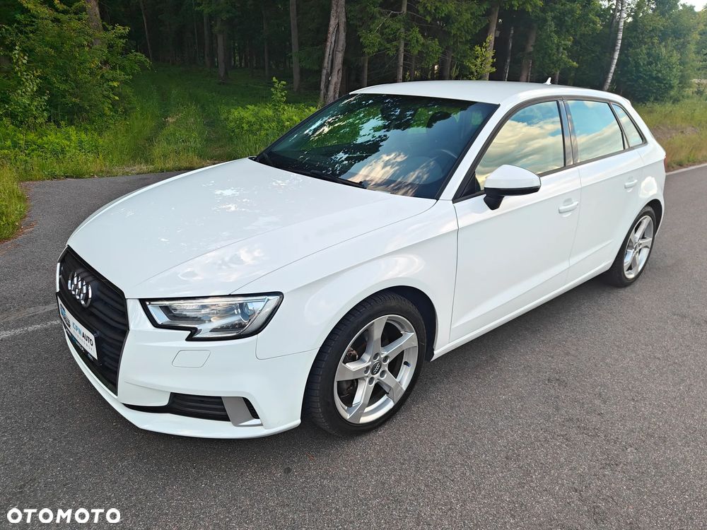 Audi A3 Sportback - 3