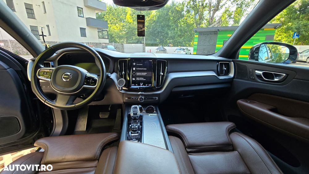 Volvo XC 60 T8 Twin Engine AWD Inscription - 13