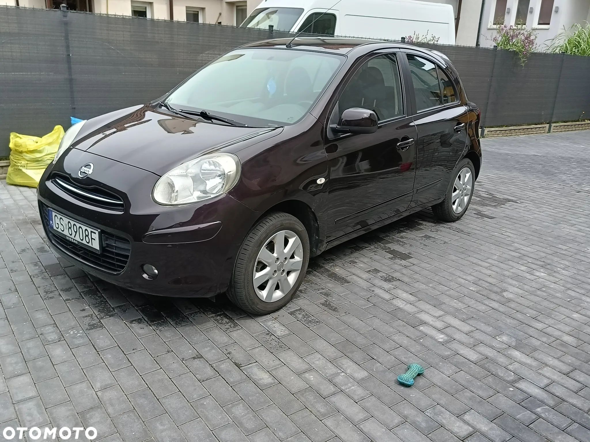 Nissan Micra - 1