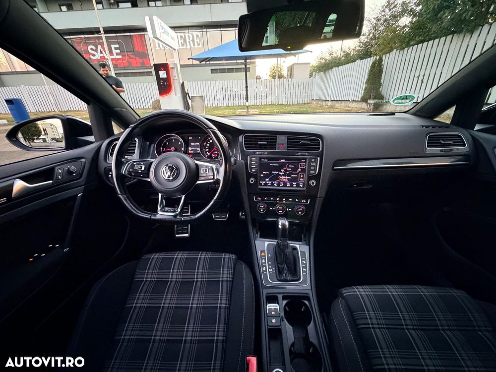 Volkswagen Golf 2.0 TDI DPF BMT DSG GTD - 7