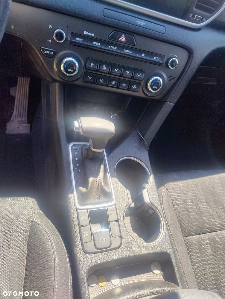 Kia Sportage 1.6 T-GDI M 2WD DCT - 6
