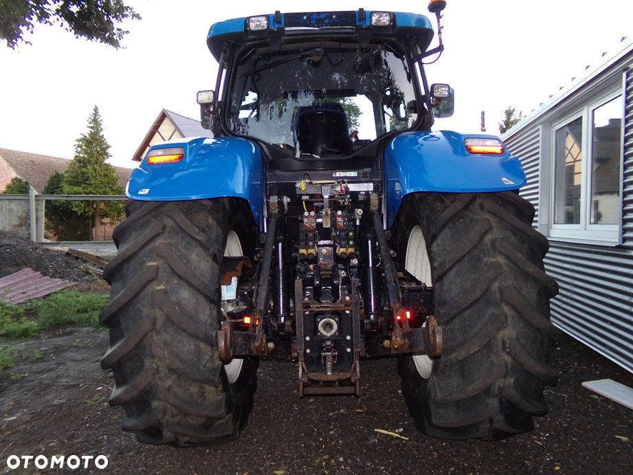 New Holland T 7040 - 4