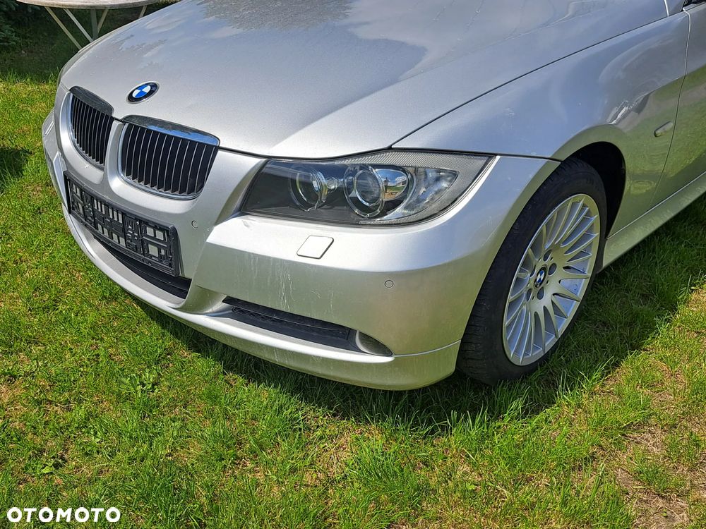 BMW Seria 3 325i - 11
