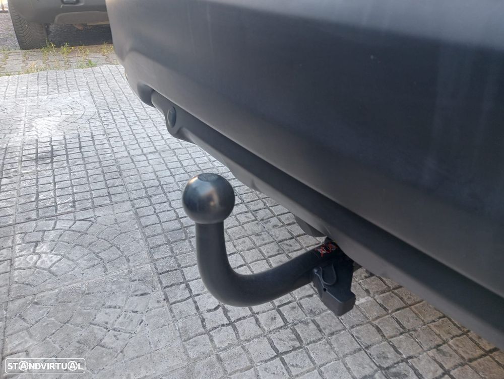 Nissan Qashqai 1.6 dCi Tekna Premium 17 Pele S Alcantara - 13