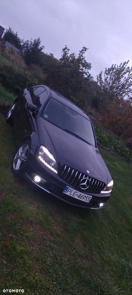 Mercedes-Benz Klasa C 180 CGI BlueEFFICIENCY - 1