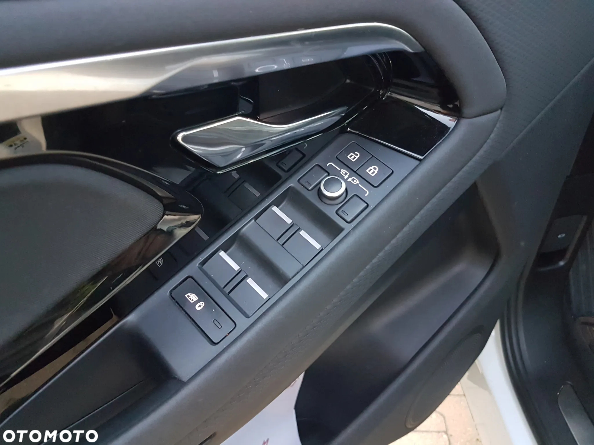 Land Rover Range Rover Evoque D165 Dynamic HSE - 14