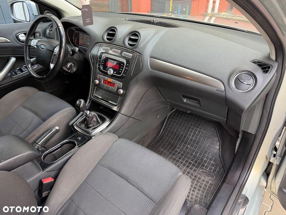 Ford Mondeo 2.0 TDCi Titanium - 10