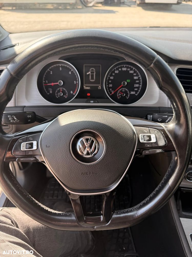 Volkswagen Golf 1.6 TDI DPF BMT DSG Comfortline - 5