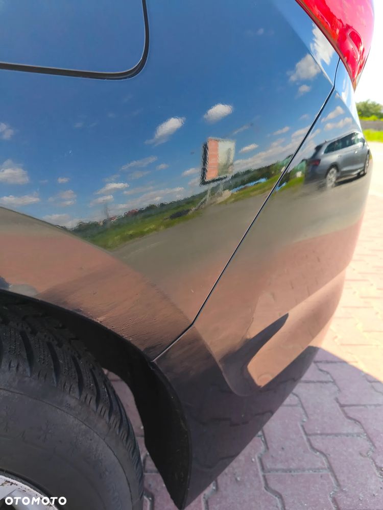 Hyundai i40 Kombi 1.6 Trend - 16
