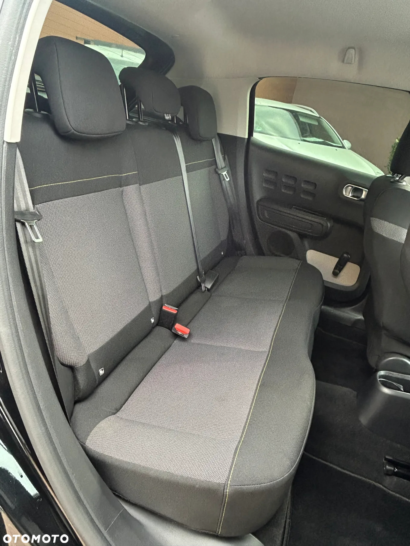 Citroën C3 Pure Tech 82 SHINE - 16