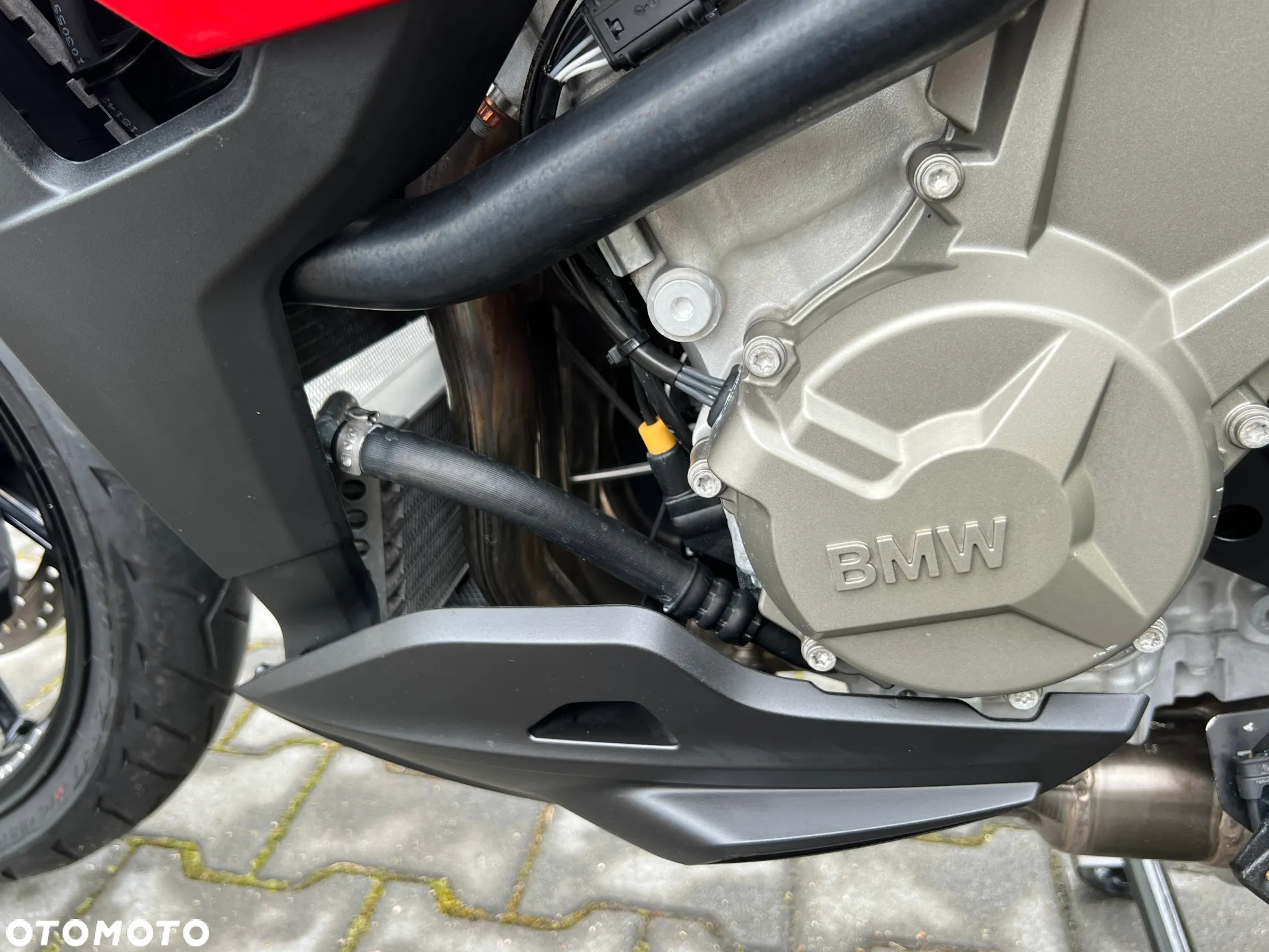 BMW XR - 19