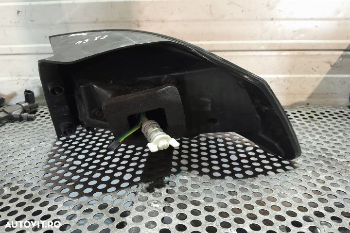 Lampa / Tripla stop stanga pe aripa Volkswagen VW Golf 6 [2008 - 2015 - 3