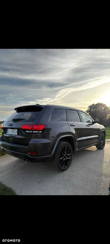 Jeep Grand Cherokee - 4
