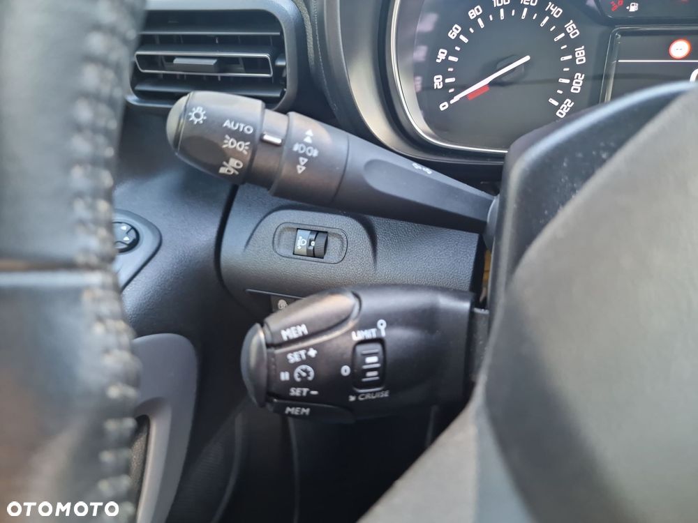Toyota Proace City Verso Long 1.5 D-4D Family - 27