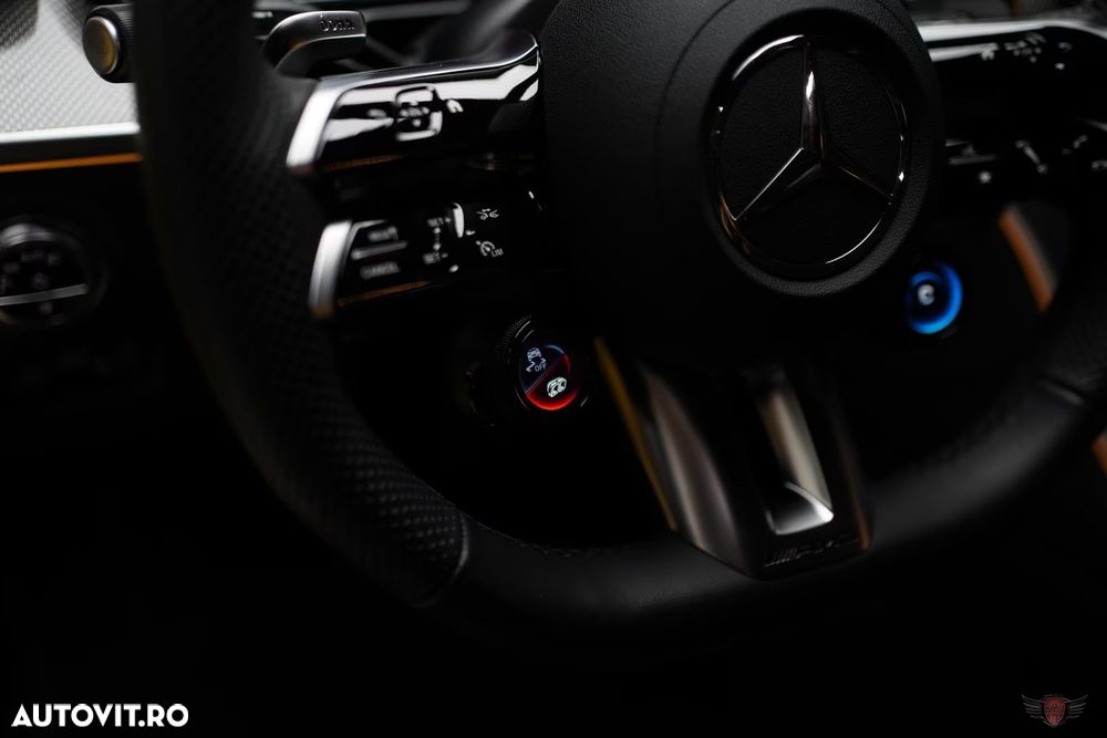 Mercedes-Benz CLE Mercedes-AMG 53 4MATIC+ AMG SPEEDSHIFT TCT 9G - 11