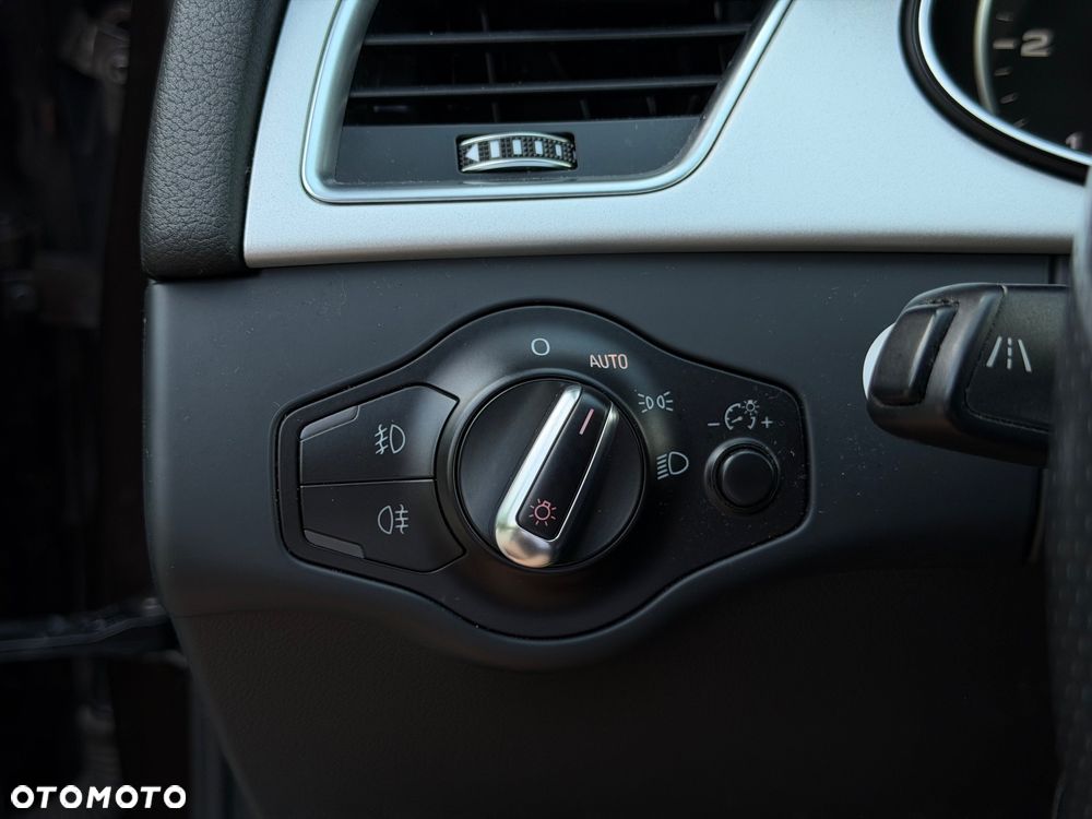 Audi A4 Avant 2.0 TDI Sport S tronic - 17