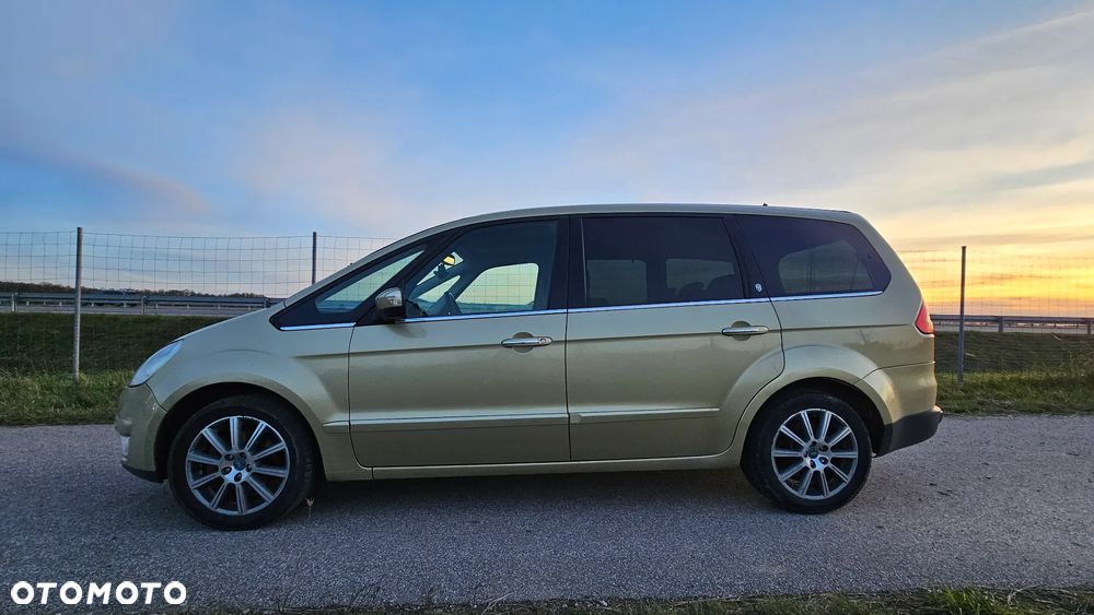 Ford Galaxy 2.0 TDCi Ghia - 4