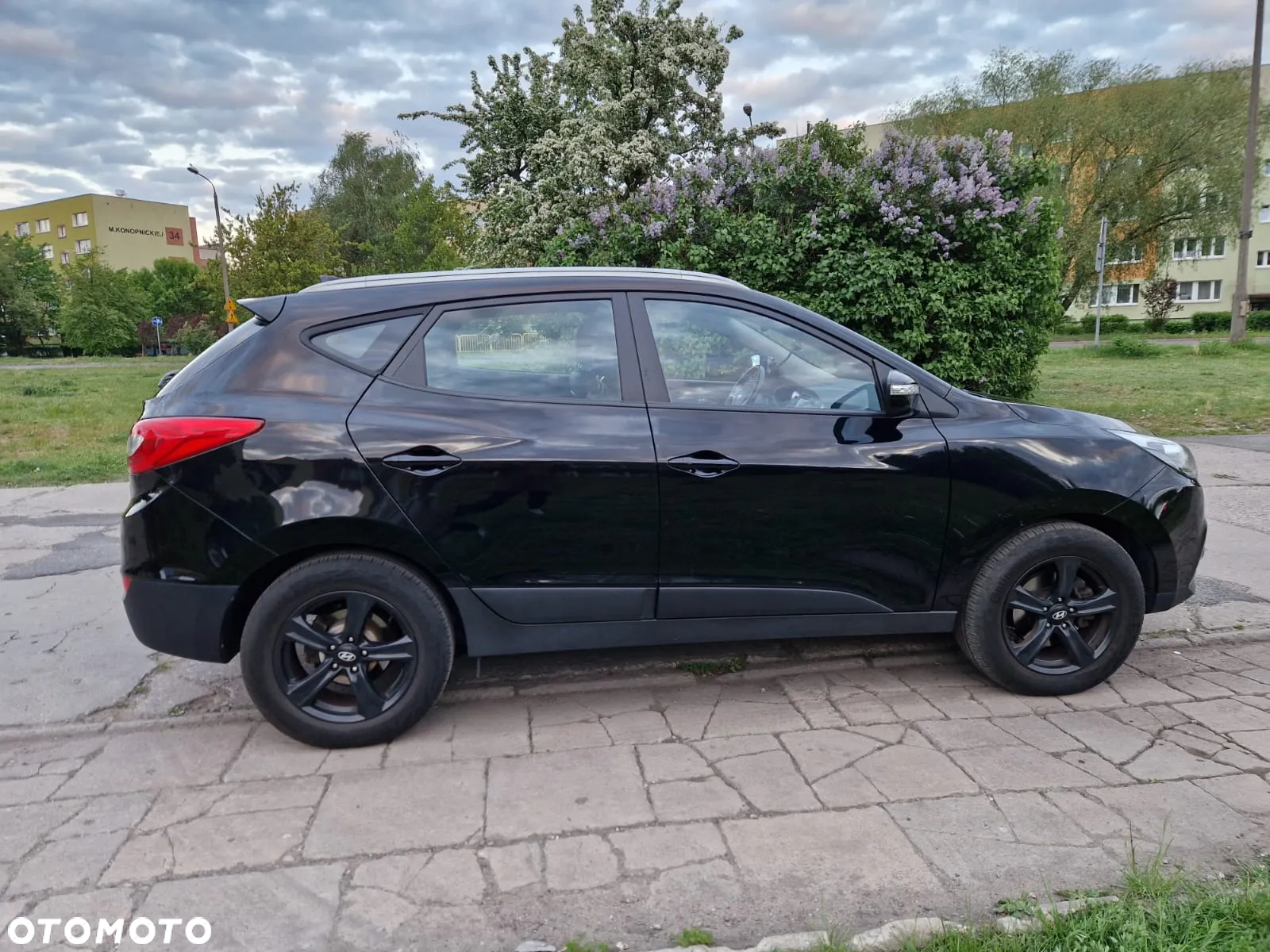 Hyundai ix35 2.0 CRDi 4WD Automatik Premium - 4