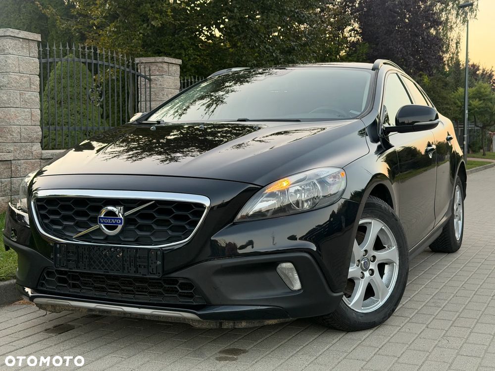 Volvo V40 T4 Powershift Momentum - 1