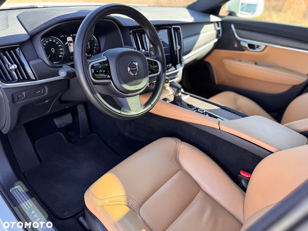 Volvo V90 Cross Country D5 AWD - 14