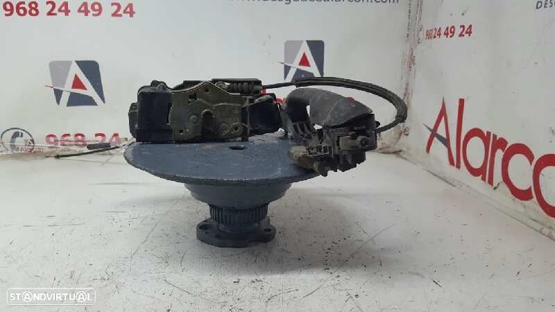 FECHADURA PORTA TRASEIRA DIREITA FIAT STILO (192) 1.9 JTD CAT - 6