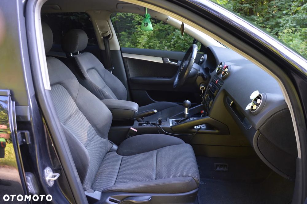 Audi A3 Sportback - 4