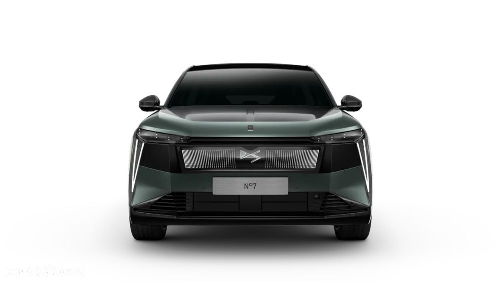 DS Automobiles N°7 1.2 mHEV Étoile eDCS6 - 6