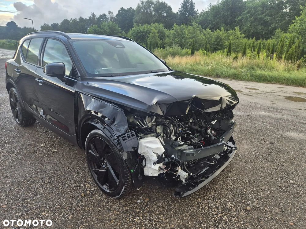 Volvo XC 40 - 5