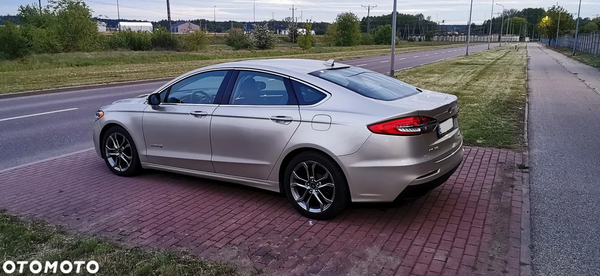 Ford Mondeo 2.0 Hybrid Titanium - 20