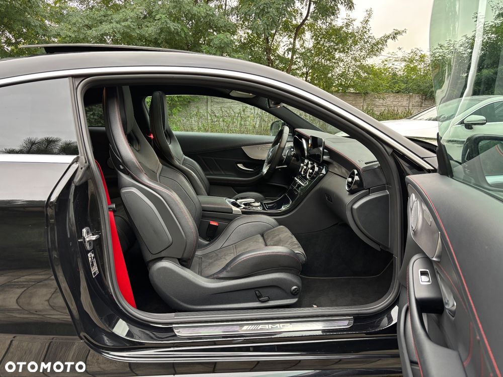 Mercedes-Benz Klasa C AMG 43 Coupe 4Matic AMG Speedshift TCT 9G - 36